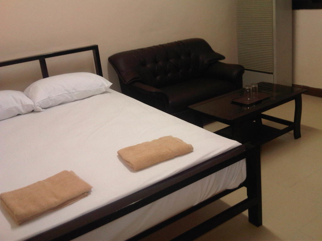 Lee House Inn Bangkok Ruang foto