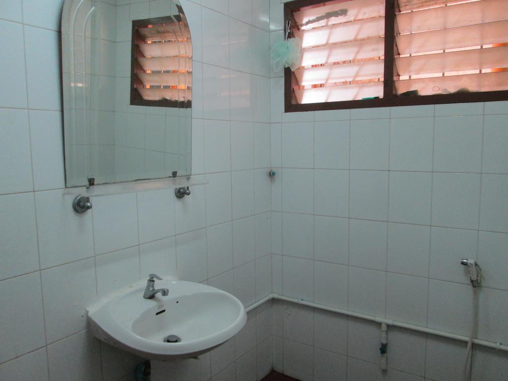 Lee House Inn Bangkok Ruang foto